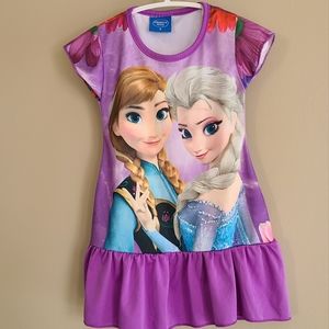 Disney Frozen short sleeved nightgown